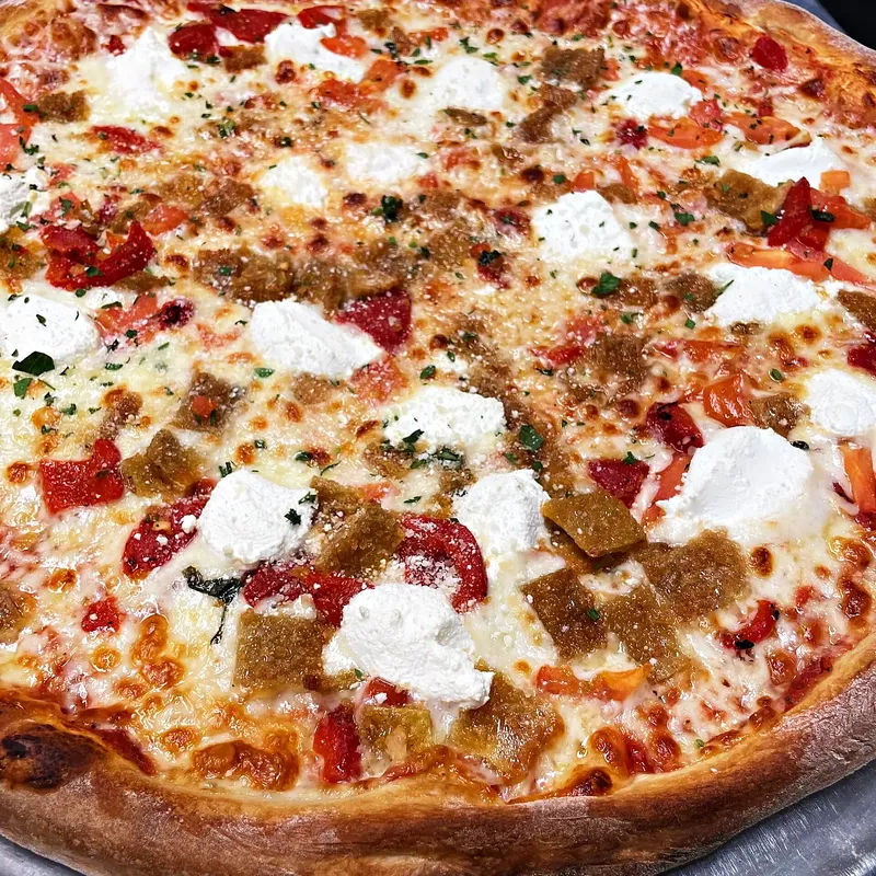 Brick-oven pie with ricotta and sausage